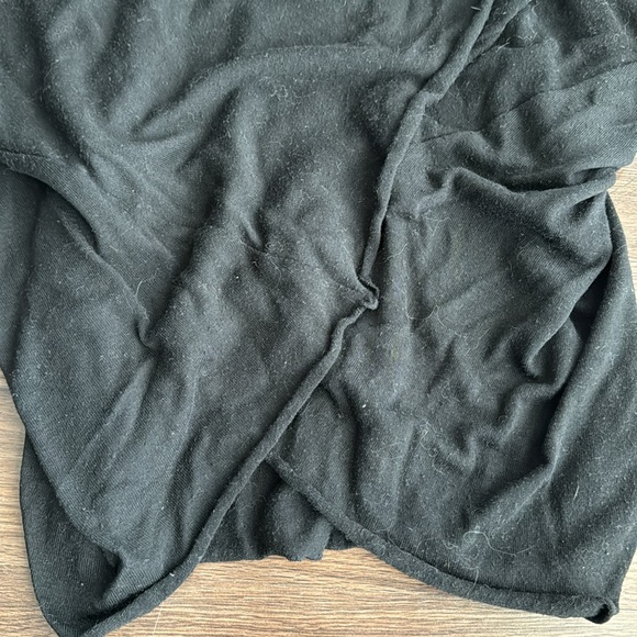 Tea n Rose sweater cross front slouchy neck - Picture 2 of 6